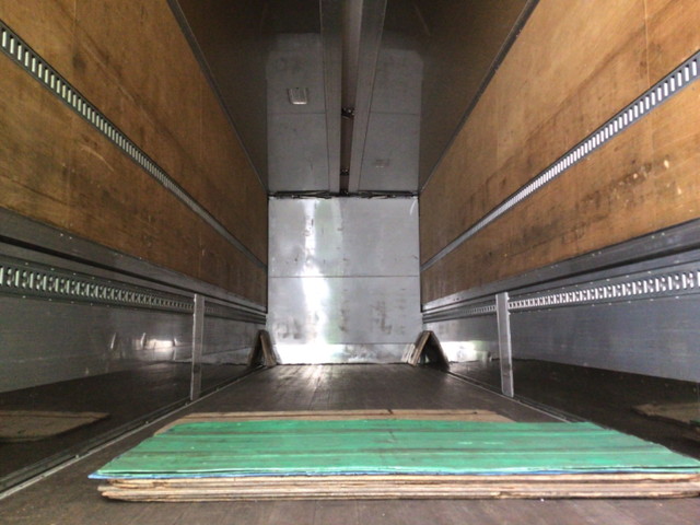 日野プロフィアアルミウイング大型（10t）[写真04]