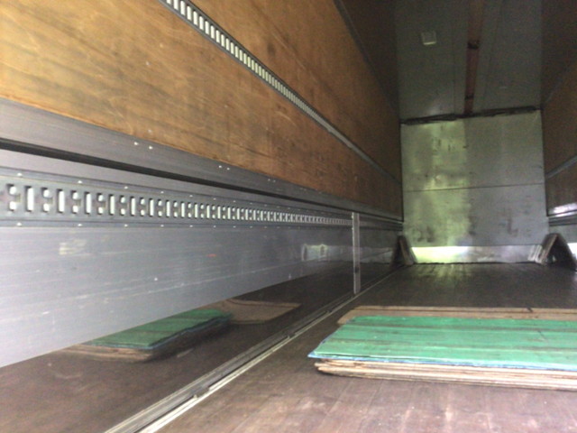 日野プロフィアアルミウイング大型（10t）[写真05]