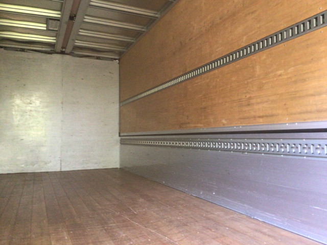 日野レンジャーアルミウイング中型（4t）[写真12]