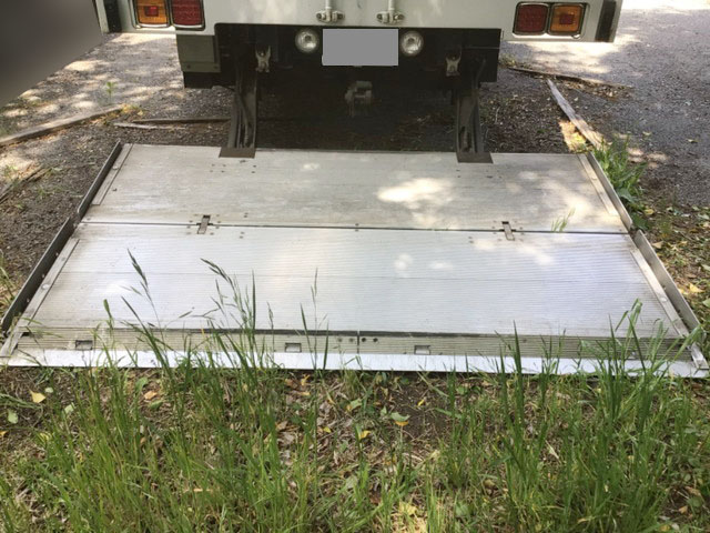 日野レンジャーアルミウイング中型（4t）[写真09]