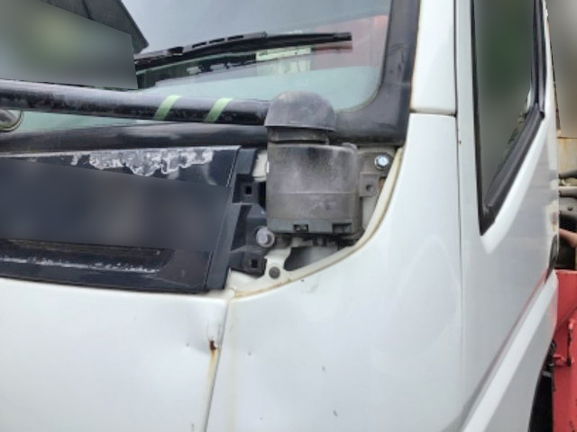 三菱ふそうキャンタークレーン4段小型（2t・3t）[写真05]