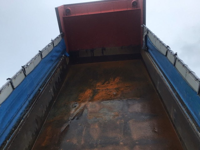 いすゞギガダンプ大型（10t）[写真04]