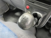 三菱ふそうキャンターアルミバン小型（2t・3t）[写真28]