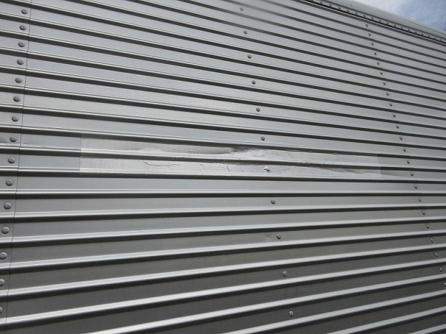 三菱ふそうキャンターアルミバン小型（2t・3t）[写真35]