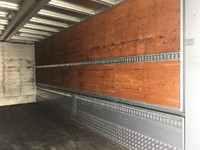 いすゞフォワードアルミウイング増トン（6t・8t）[写真13]