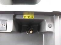 いすゞフォワードアルミウイング増トン（6t・8t）[写真20]