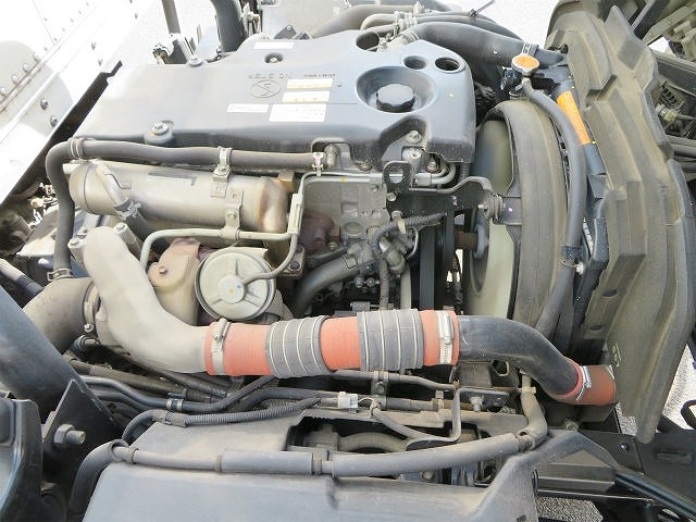 いすゞエルフパネルバン小型（2t・3t）[写真29]