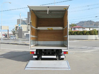 いすゞエルフパネルバン小型（2t・3t）[写真08]