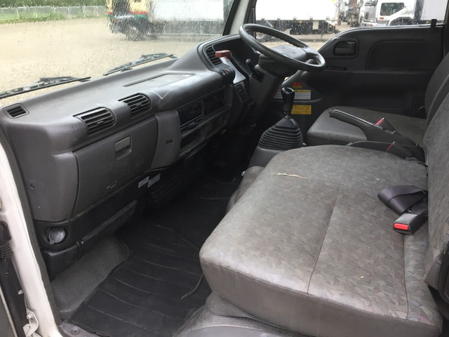 UDトラックスコンドルクレーン付小型（2t・3t）[写真30]