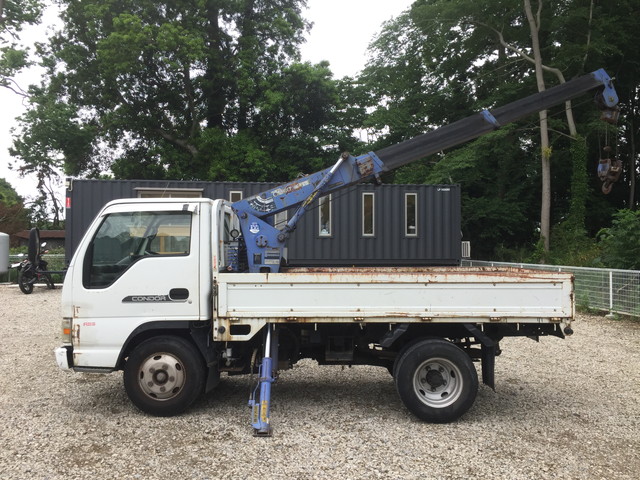 UDトラックスコンドルクレーン付小型（2t・3t）[写真05]