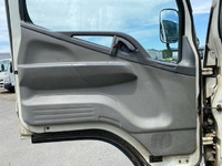 三菱ふそうキャンタークレーン4段小型（2t・3t）[写真28]