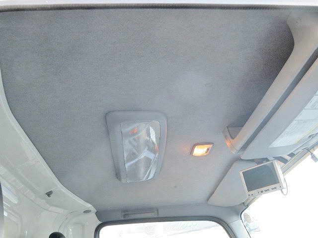 いすゞエルフアルミバン小型（2t・3t）[写真18]