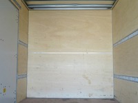 いすゞエルフアルミバン小型（2t・3t）[写真20]