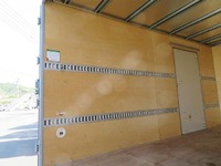 いすゞエルフアルミバン小型（2t・3t）[写真22]