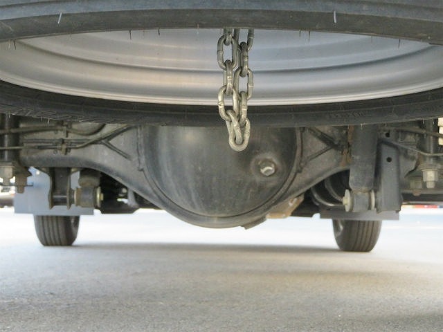 いすゞエルフアルミバン小型（2t・3t）[写真37]