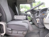 UDトラックスコンドルアルミウイング中型（4t）[写真16]