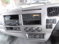 UDトラックスコンドルアルミウイング中型（4t）[写真18]