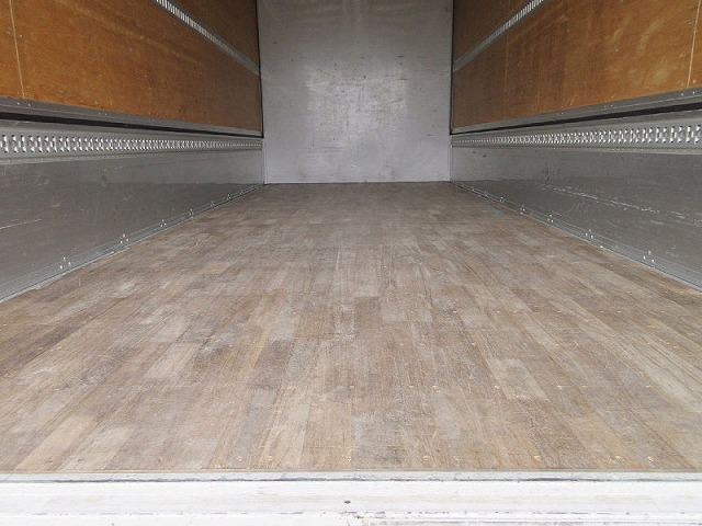 UDトラックスコンドルアルミウイング中型（4t）[写真06]