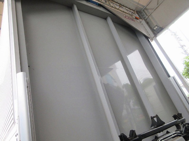 UDトラックスコンドルアルミウイング中型（4t）[写真09]