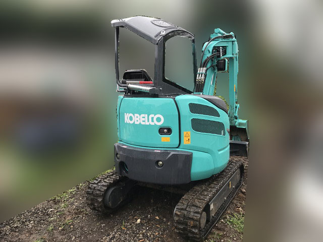コベルコミニユンボ（ミニバックホー）[写真02]