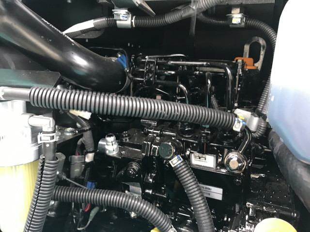 コベルコミニユンボ（ミニバックホー）[写真29]