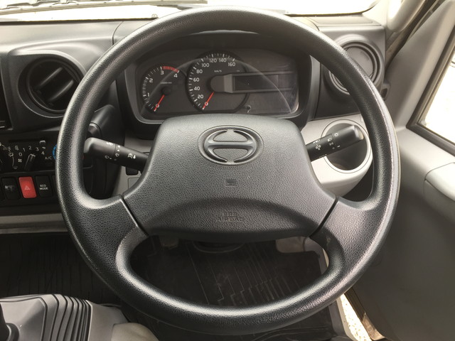 日野デュトロ冷凍車（冷蔵車）小型（2t・3t）[写真35]