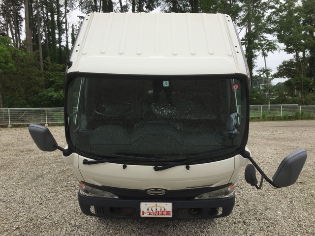 日野デュトロ冷凍車（冷蔵車）小型（2t・3t）[写真09]