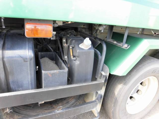 三菱ふそうスーパーグレートダンプ大型（10t）[写真24]