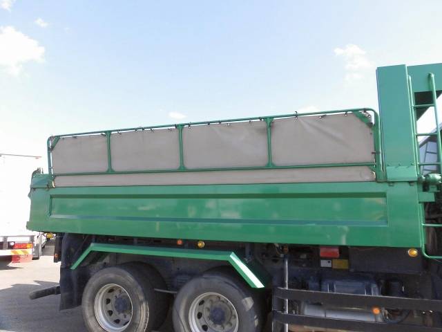 三菱ふそうスーパーグレートダンプ大型（10t）[写真28]