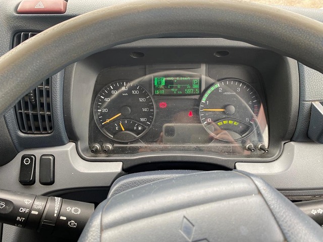 三菱ふそうキャンターアルミバン小型（2t・3t）[写真23]