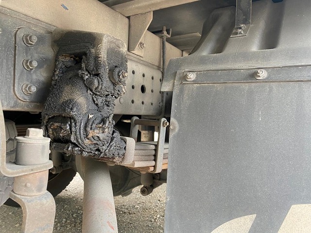 三菱ふそうキャンターアルミバン小型（2t・3t）[写真31]