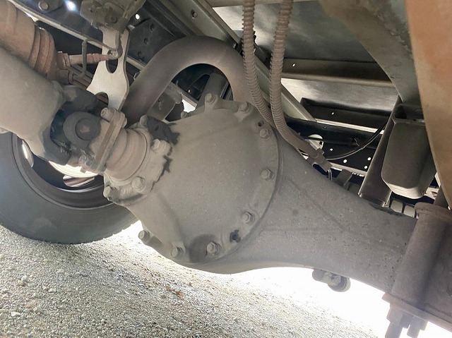 三菱ふそうキャンターアルミバン小型（2t・3t）[写真35]