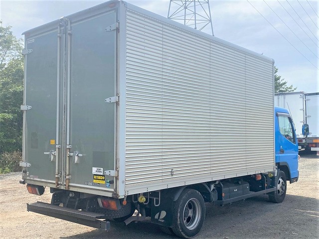 三菱ふそうキャンターアルミバン小型（2t・3t）[写真04]