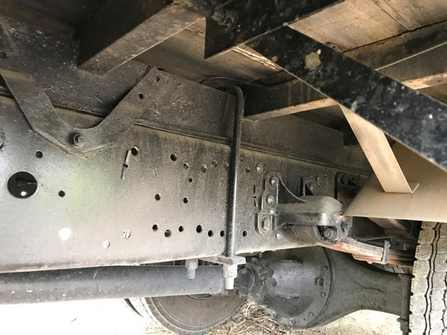 いすゞフォワードセルフクレーン3段中型（4t）[写真15]