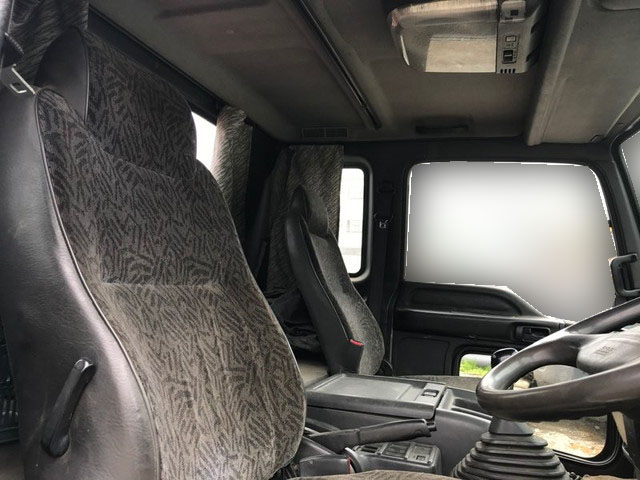 いすゞフォワードセルフクレーン3段中型（4t）[写真20]