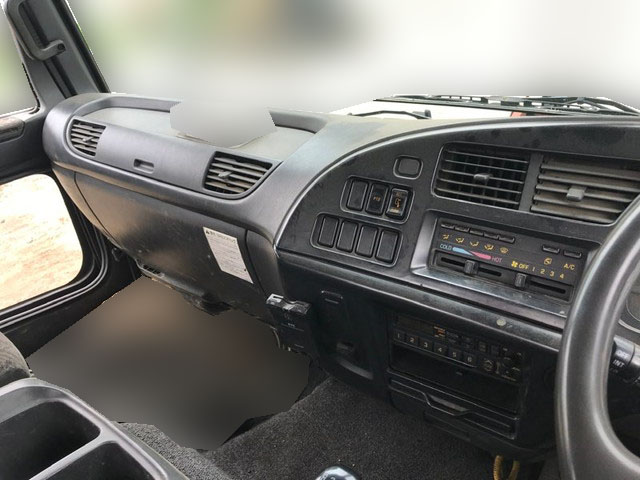 いすゞフォワードセルフクレーン3段中型（4t）[写真22]