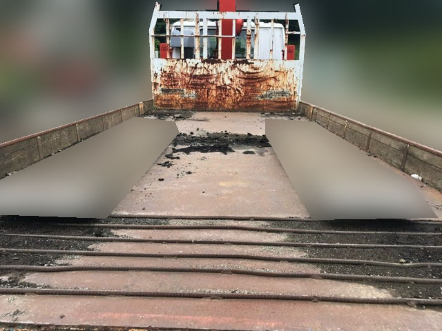 いすゞフォワードセルフクレーン3段中型（4t）[写真03]