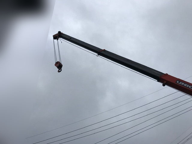 いすゞフォワードセルフクレーン3段中型（4t）[写真08]