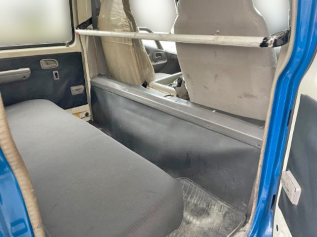 トヨタダイナダブルキャブ（Wキャブ）小型（2t・3t）[写真17]