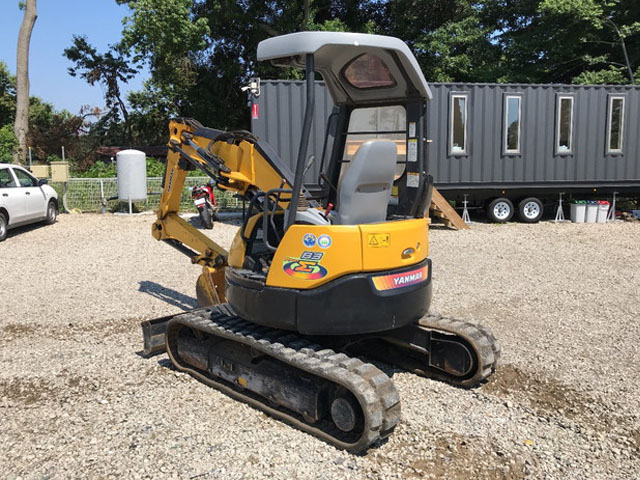 ヤンマーミニユンボ（ミニバックホー）[写真04]