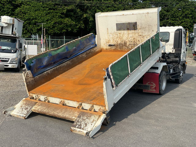 日野レンジャーローダーダンプ中型（4t）[写真02]