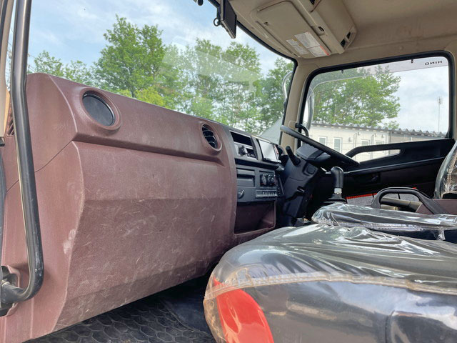 日野レンジャーローダーダンプ中型（4t）[写真33]