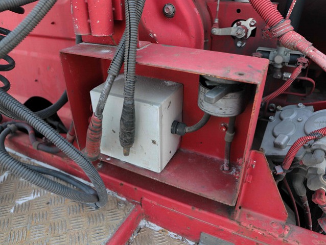 いすゞギガトレーラーヘッド（トラクターヘッド）大型（10t）[写真11]