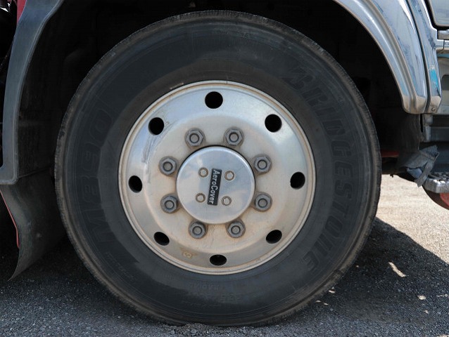 いすゞギガトレーラーヘッド（トラクターヘッド）大型（10t）[写真13]