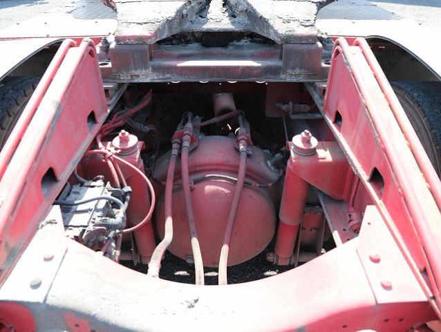 いすゞギガトレーラーヘッド（トラクターヘッド）大型（10t）[写真08]