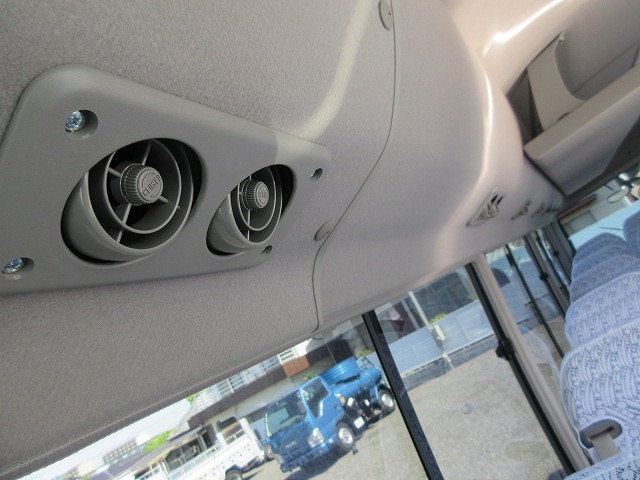 トヨタコースターマイクロバス[写真26]