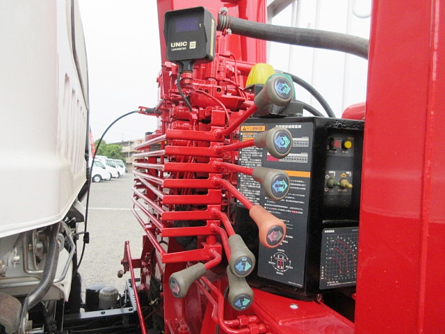 いすゞフォワードセルフクレーン3段中型（4t）[写真20]