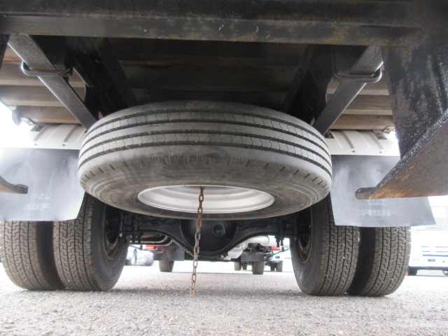 いすゞフォワードセルフクレーン3段中型（4t）[写真27]