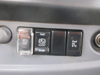 いすゞフォワードセルフクレーン3段中型（4t）[写真36]