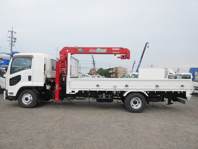 いすゞフォワードセルフクレーン3段中型（4t）[写真06]